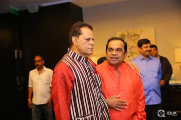 TSR Felicitates Gautamiputra Satakarni Team